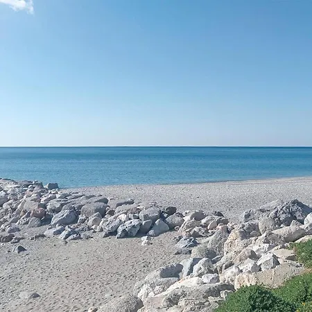 Holiday home 1 Bedroom Beautiful In Scilla